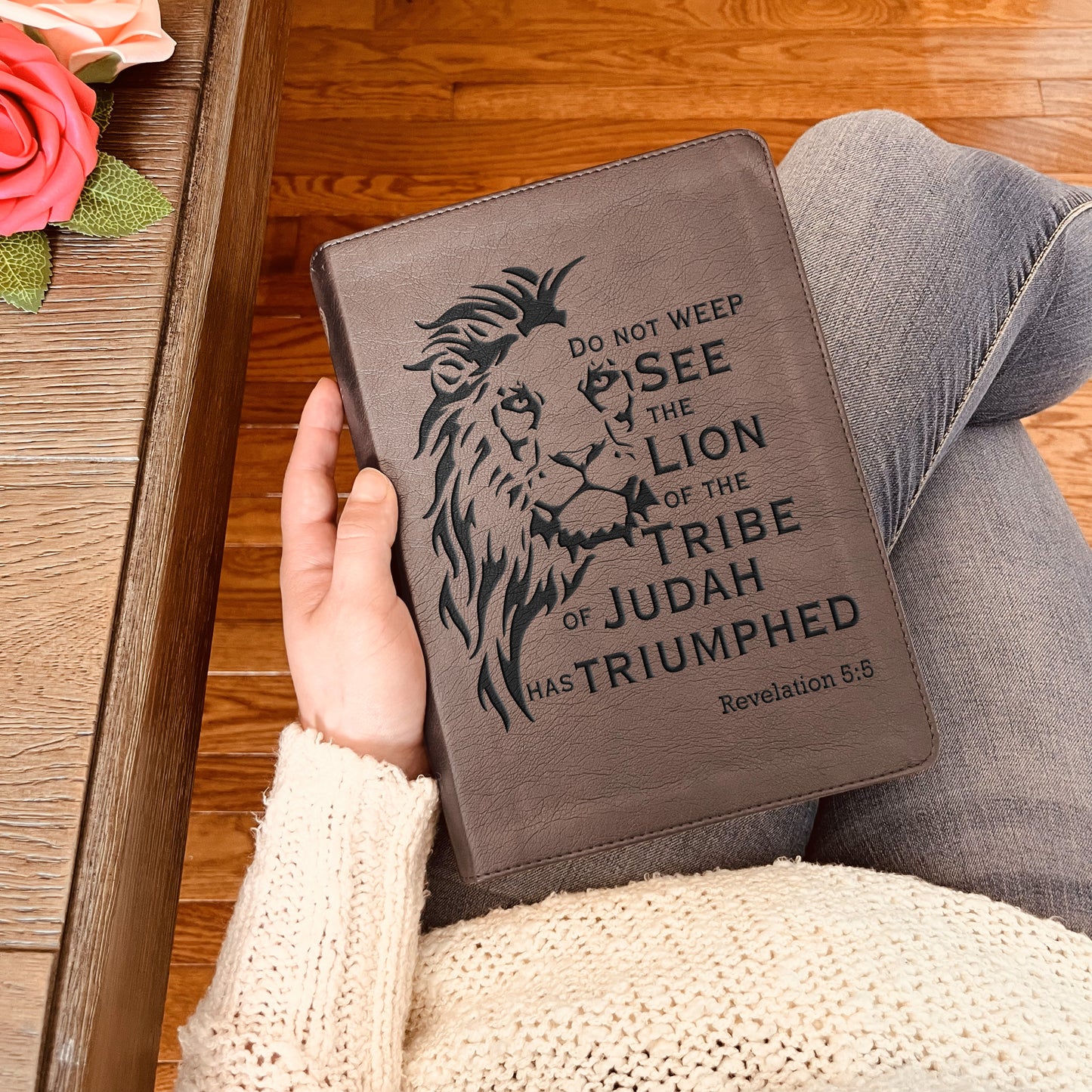 Personalized ESV Bible: Create Your Own Custom Engraved Design with a Designer, Large Print Journaling English Standard Holy Bible - Aylev