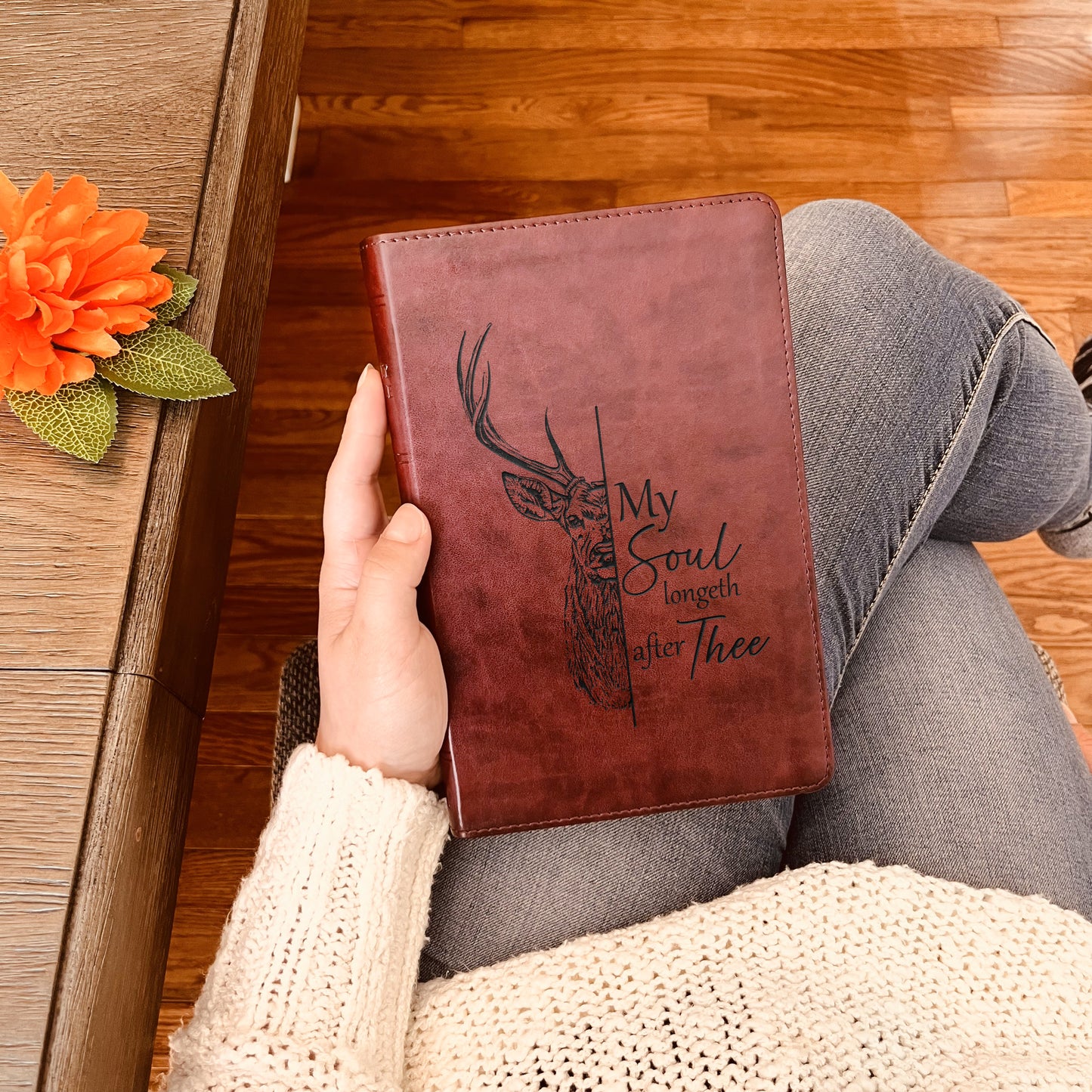 Personalized ESV Bible: Create Your Own Custom Engraved Design with a Designer, Large Print Thinline English Standard Holy Bible