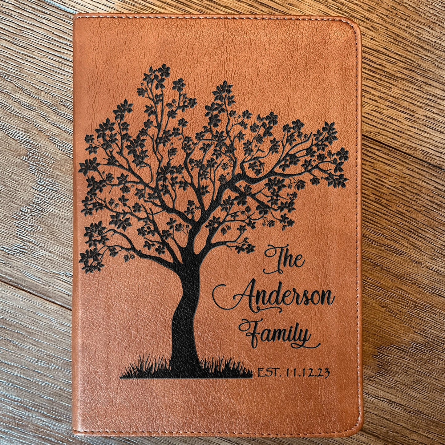Personalized Family Bible, Custom ESV/RVR Biblia en Español Personalizada, Biblia Reina Valera 1960 en espanol Spanish Bible, Christian Gifts - Religious Books - Aylev