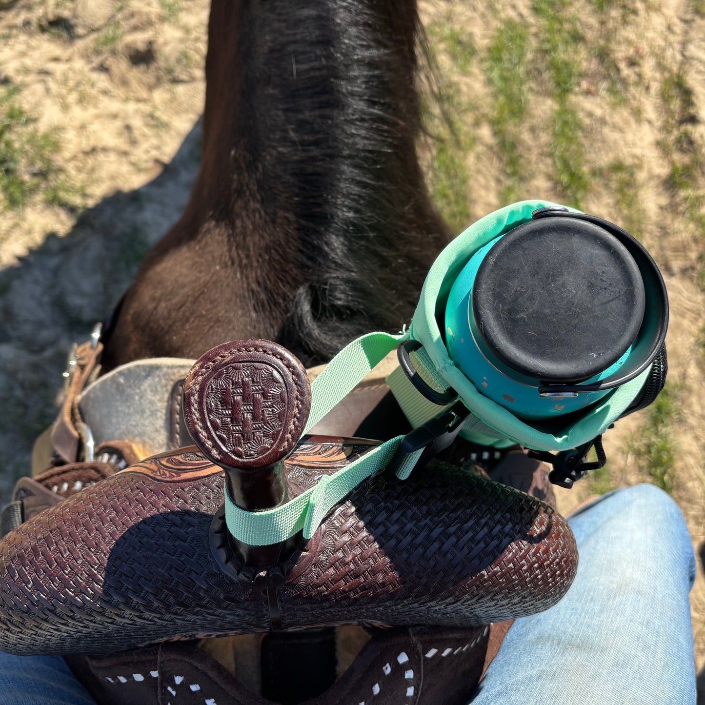 Personalized Horse Saddle Water Bottle Holder, Green, Multi Pocket Horse Saddle Drink Holder up to 40oz, Horse Gifts, Horse Stuff Horse Tack