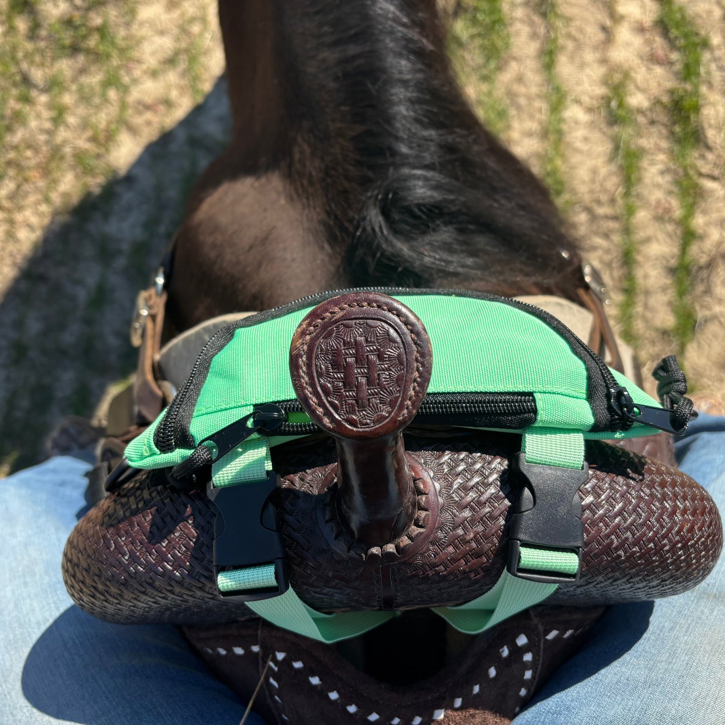 Personalized Horse Saddle Bag, Neon Green Pommel Bag Horse Saddle, Horse Tack, Horse Gifts, Horse Stuff, Equestrian Gifts, Saddle Accessories