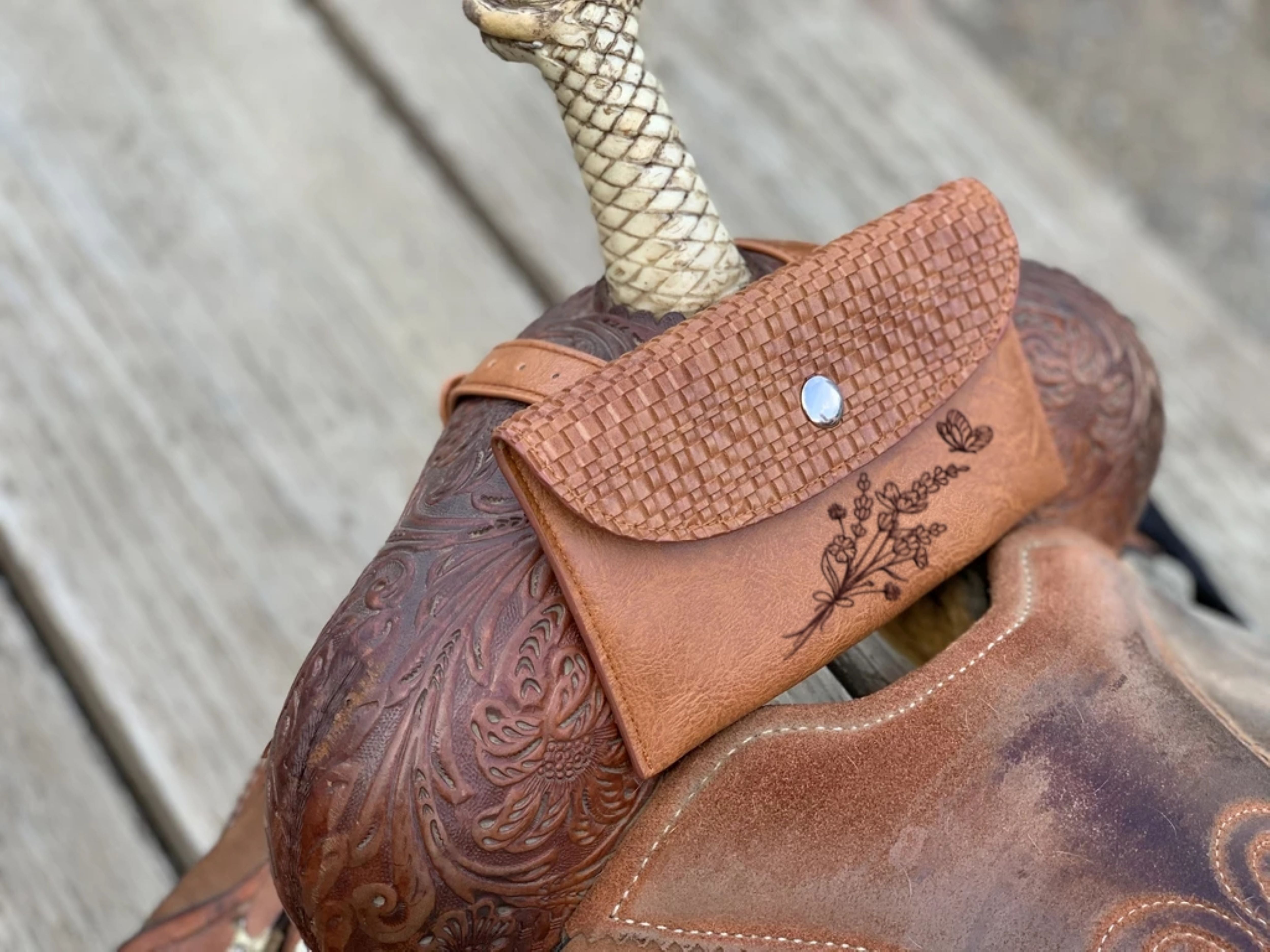 Custom Horse Saddle Bag, Original Design, Saddle Phone Holder, Horse Tack, Horse Gifts, Horse Stuff, Horse Gifts For Women Equestrian Custom Horse Saddle Bag, Original Design, Saddle Phone Holder, Horse Tack, Horse Gifts, Horse Stuff, Horse Gifts For Women Equestrian