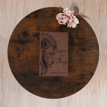 Personalized KJV Single - Column Bible, Custom Engraved Name, Daughter of a King Lion Design, Christian Gift, Baptism Gift, Bible Gift for Her - Religious Books - Aylev