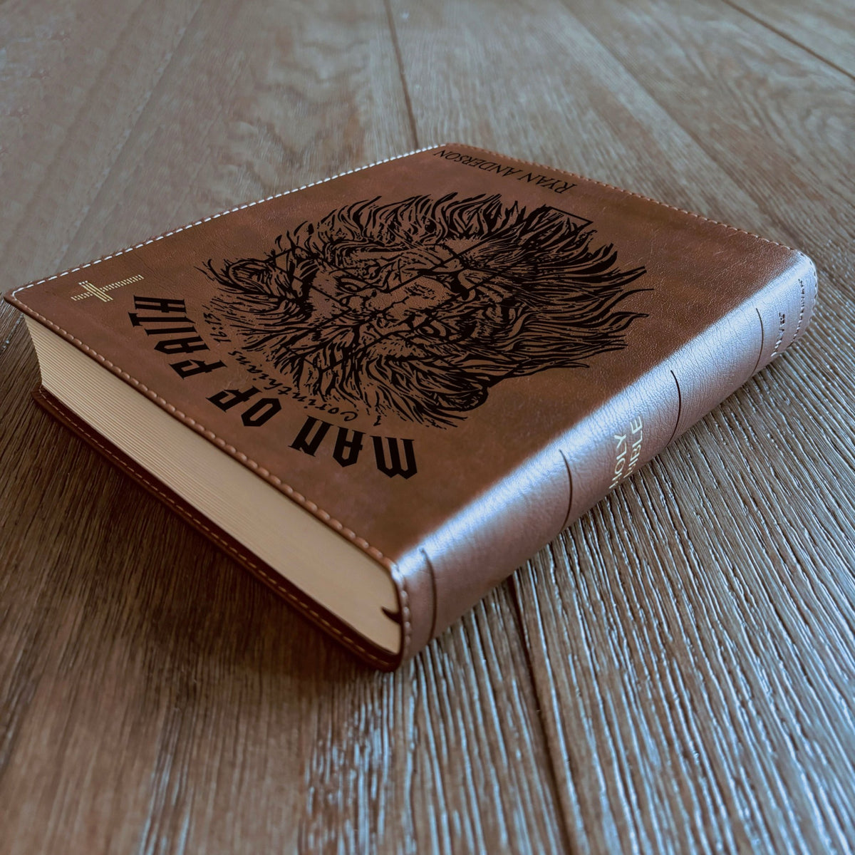 Personalized Bible for Men, NIV Journaling Bible, Customized Bible for Men Name Engraved, New International Version, Bibles for men, bible gifts for men - Religious Books - Aylev