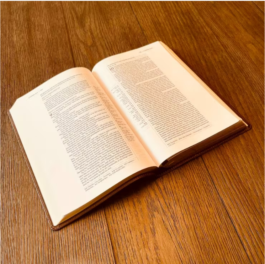Personalized NKJV Bible: Create Your Own Custom Engraved Design with a Designer, Wide-Margin Reference New King James Version Holy Bible - Aylev