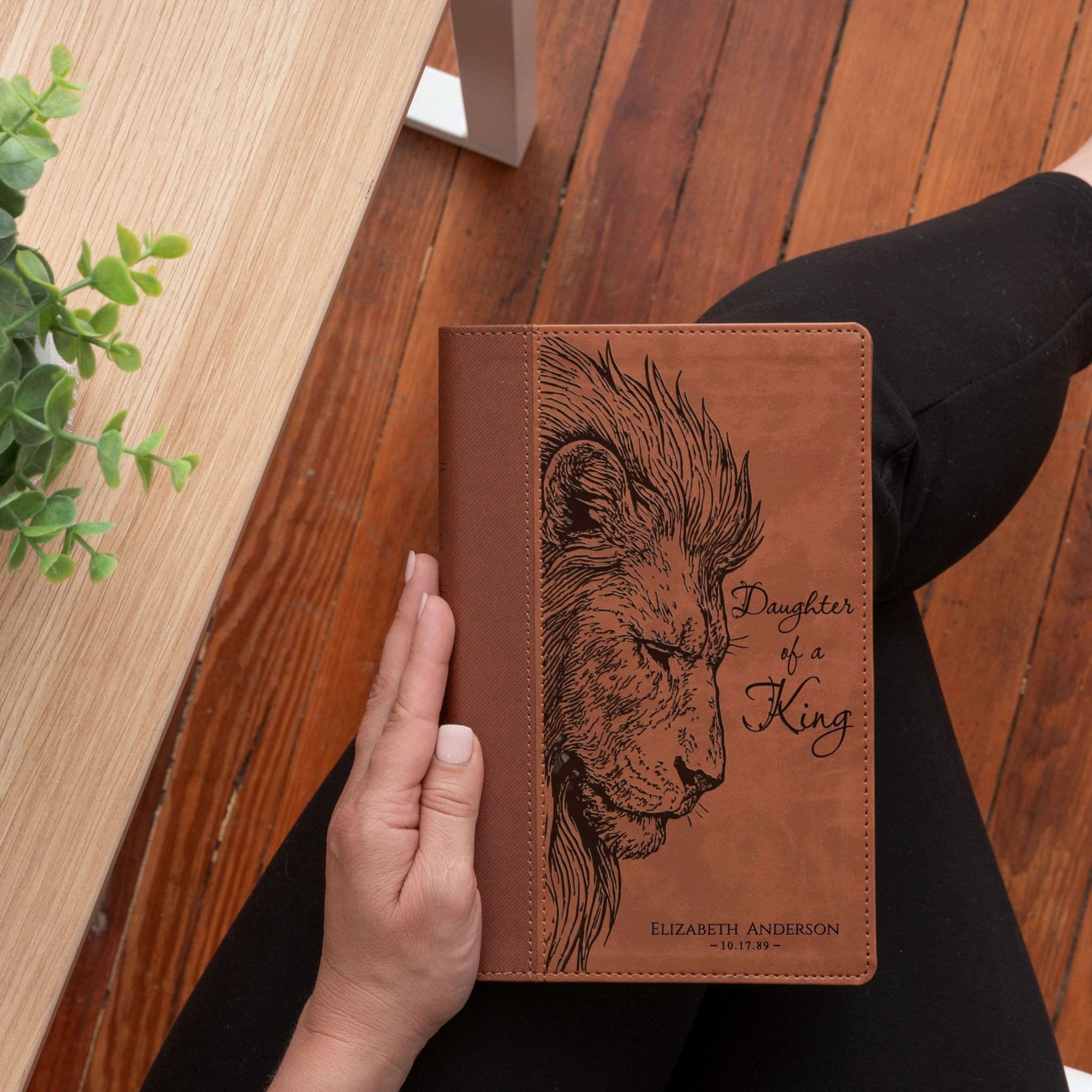 Personalized NIV Large Print Bible, Custom Engraved Name, Daughter of a King Lion Design, Christian Gift, Baptism Gift, Bible Gifts for Her - Religious Books - Aylev