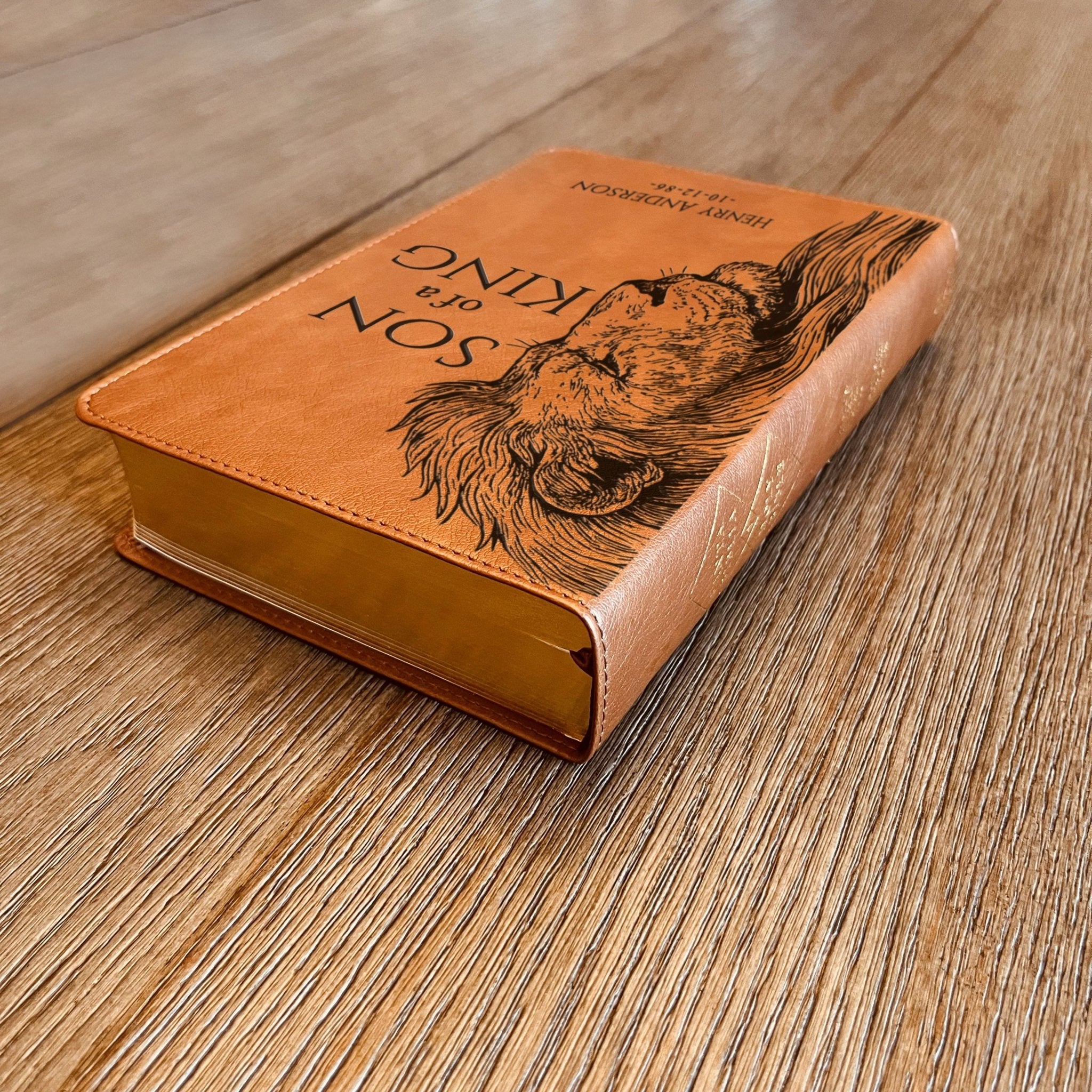Personalized ESV RVR Bilingual Bible, Son of a King Lion Design, Custom Engraved Name, Christian Gift, Baptism Gift, Bible Gift for Him - Religious Books - Aylev