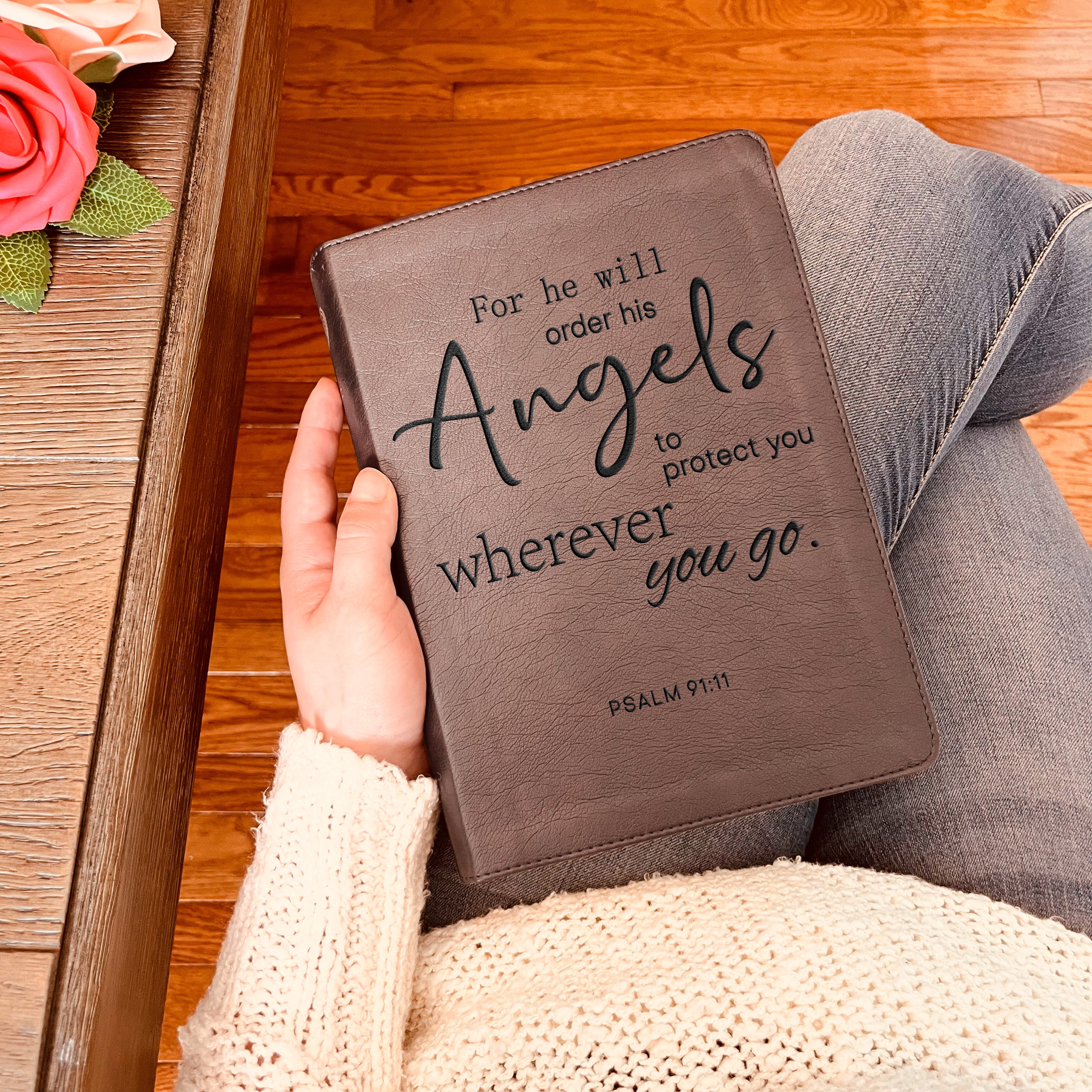 Personalized ESV Bible: Create Your Own Custom Engraved Design with a Designer, Large Print Journaling English Standard Holy Bible - Aylev