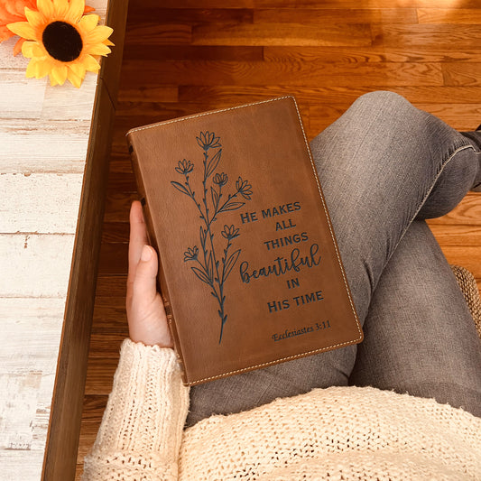 Personalized NKJV Bible: Create Your Own Custom Engraved Design with a Designer, Wide-Margin Reference New King James Version Holy Bible - Aylev