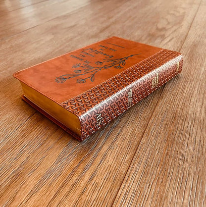 Personalized KJV Bible, Everyday Study Bible, Custom Bible Engraved King James Version, Christian Gifts, Baptism Gifts, KJV Bible Women Men - Religious Books - Aylev