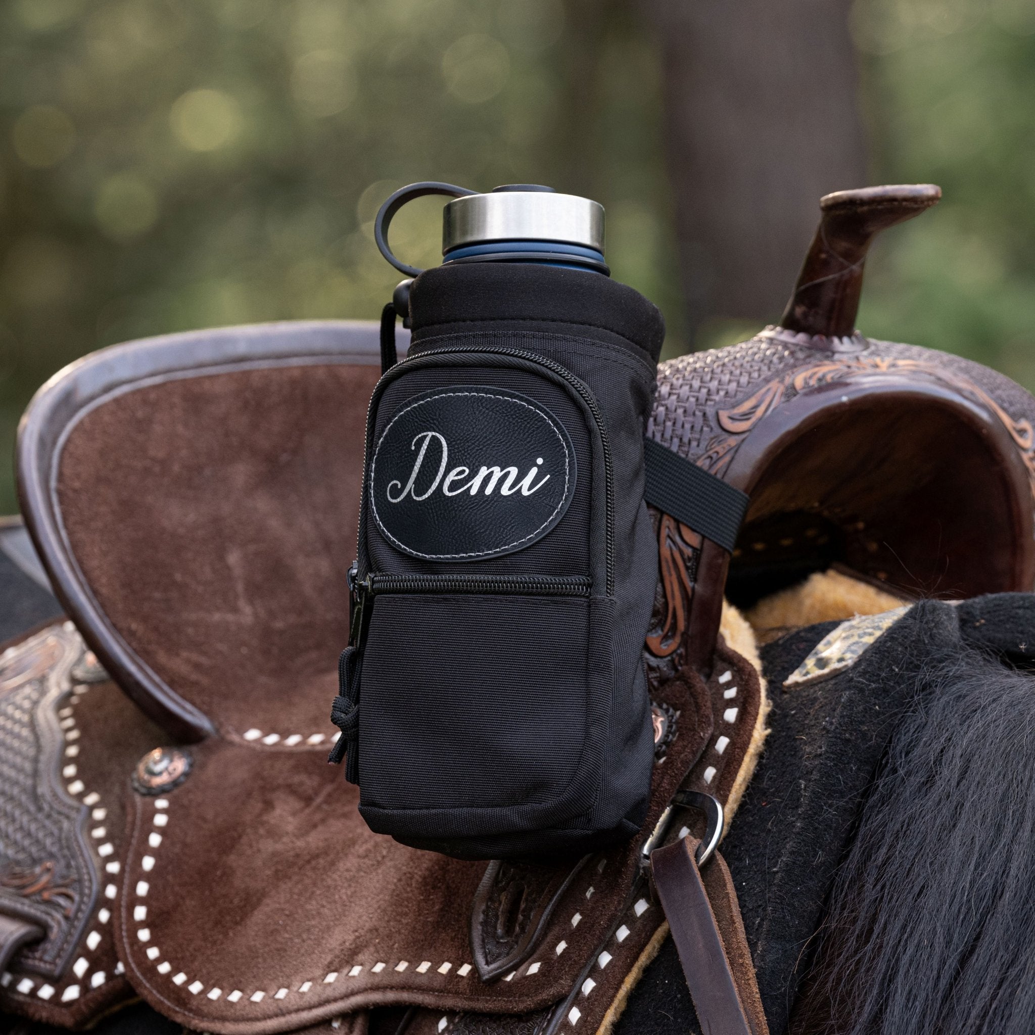 Personalized Horse Saddle Water Bottle Holder, Multi-Pocket Saddle Drink Holder, Fits Bottles Up to 40 oz, Multiple Colors - Horse Tack Accessories - Aylev
