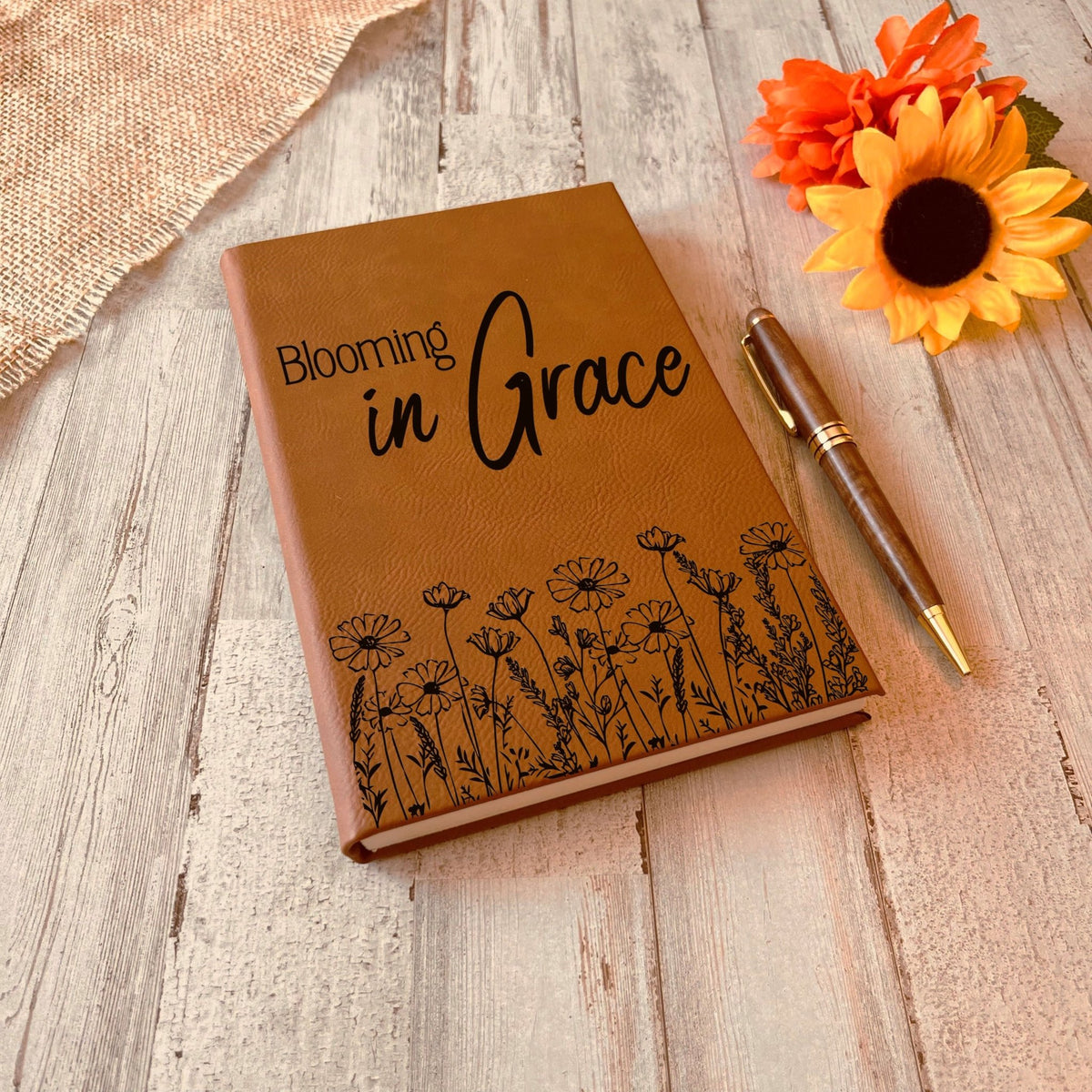 Personalized Christian Prayer Journal for Men & Women: Custom Design Cover, Daily Devotional, Scripture Writing, Gratitude and Faith Gift - Religious Books - Aylev