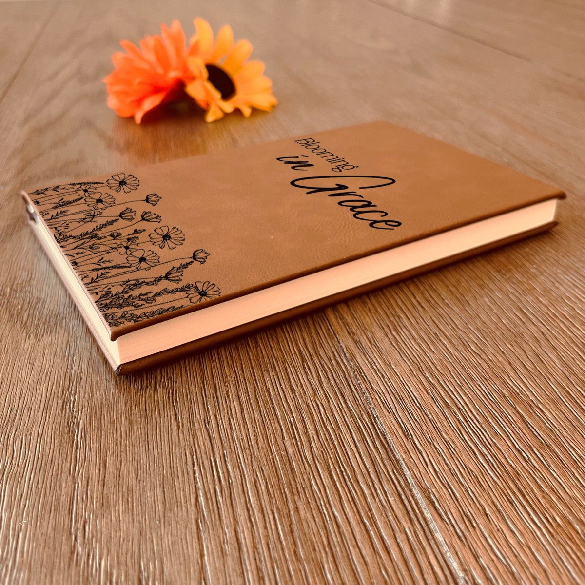 Personalized Christian Prayer Journal for Men & Women: Custom Design Cover, Daily Devotional, Scripture Writing, Gratitude and Faith Gift - Religious Books - Aylev