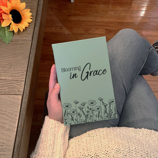 Personalized Christian Prayer Journal for Men & Women: Custom Design Cover, Daily Devotional, Scripture Writing, Gratitude and Faith Gift