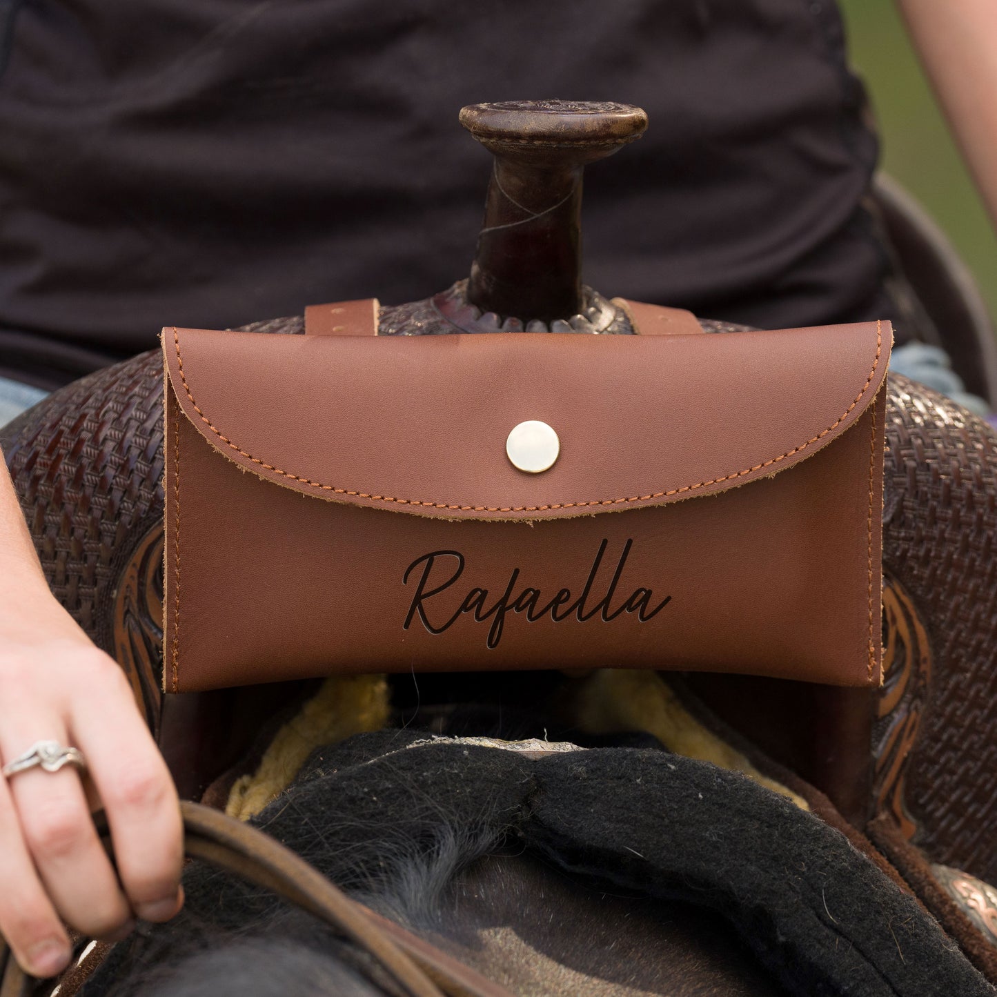 Personalized Genuine Leather Horse Saddle Bag, Real Leather Saddle Phone Holder, Horse Tack, Horse Gifts, Horse Gifts For Women Equestrian