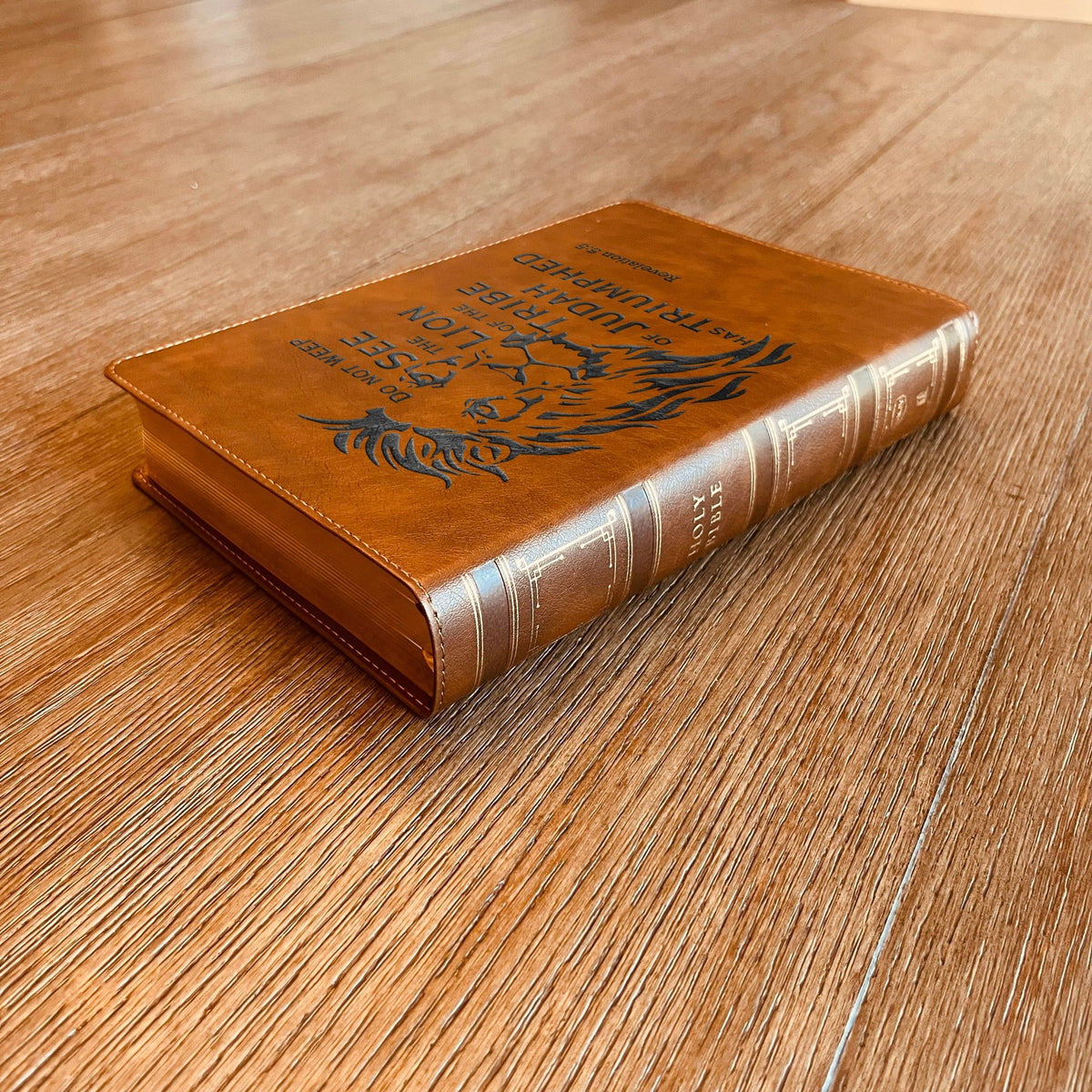 Personalized NKJV Bible: Create Your Own Custom Engraved Design with a Designer, Wide - Margin Reference New King James Version Holy Bible - Religious Books - Aylev