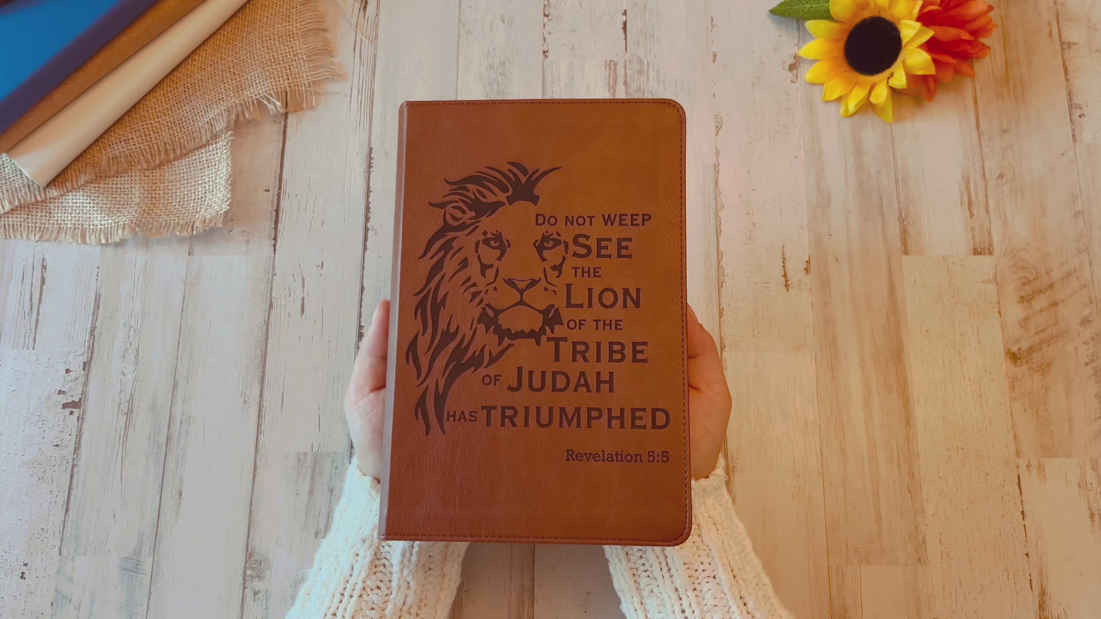 Personalized Bilingual ESV/RVR Bible: Create Your Own Custom Engraved Design with a Designer, Reina Valera 1960 English Standard Holy Bible