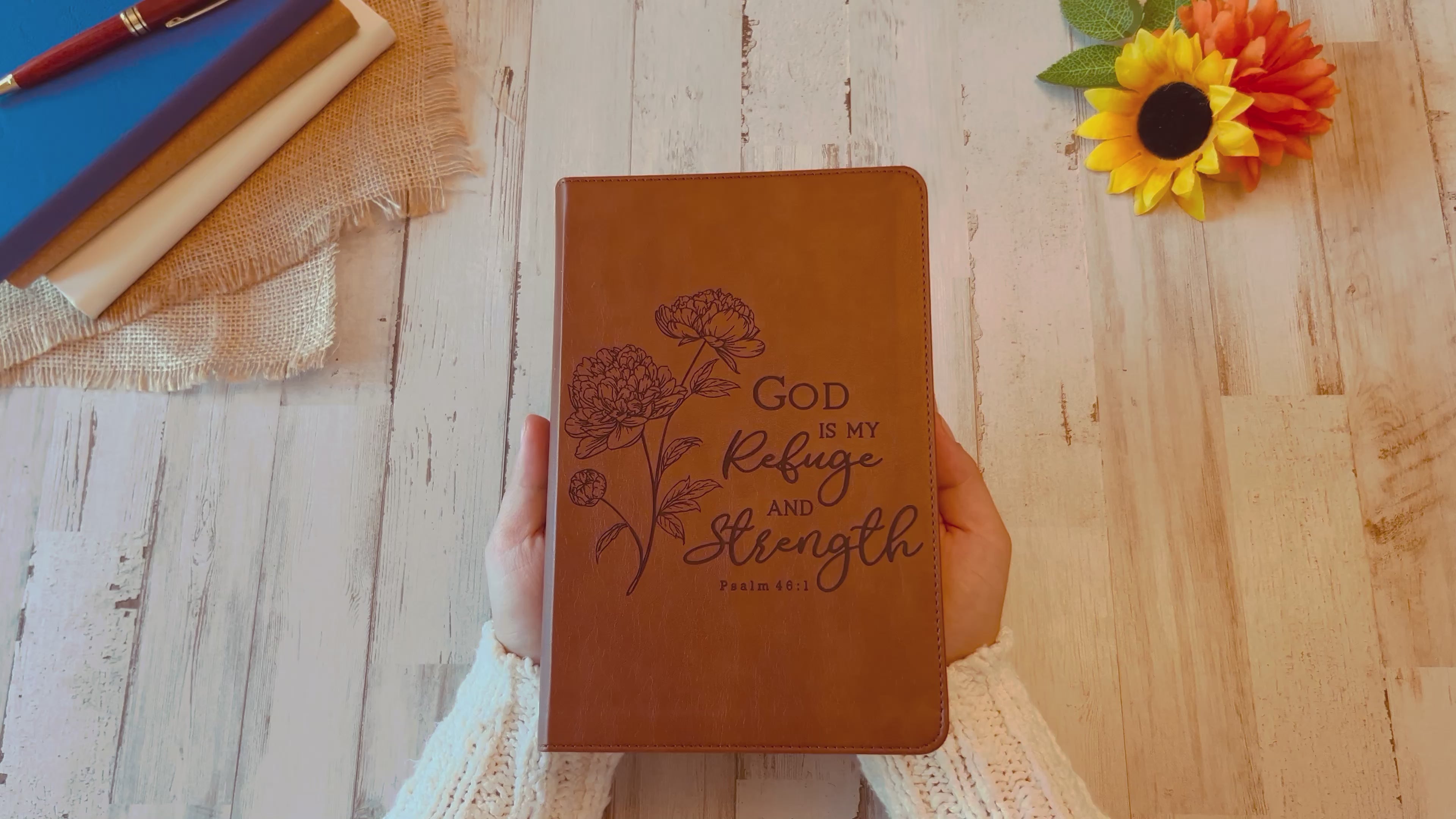 Personalized Bilingual ESV/RVR Bible: Create Your Own Custom Engraved Design with a Designer, Reina Valera 1960 English Standard Holy Bible