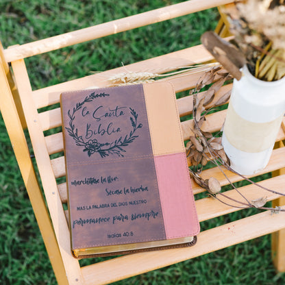 Biblia en Español Personalizada | Personalized Spanish RVR 1960 Bible - Starkenburg Company